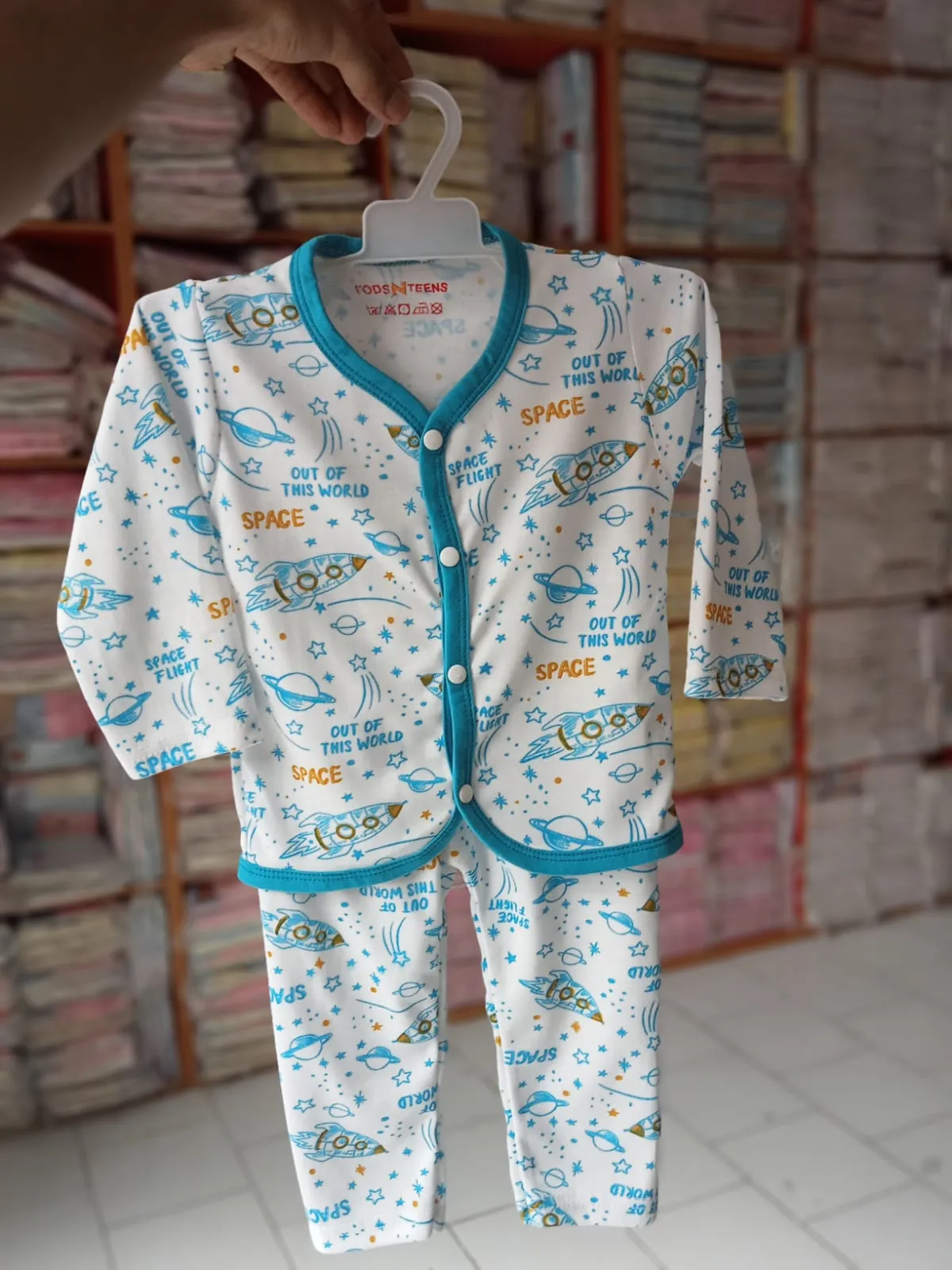 B483-Kids Nightsuit