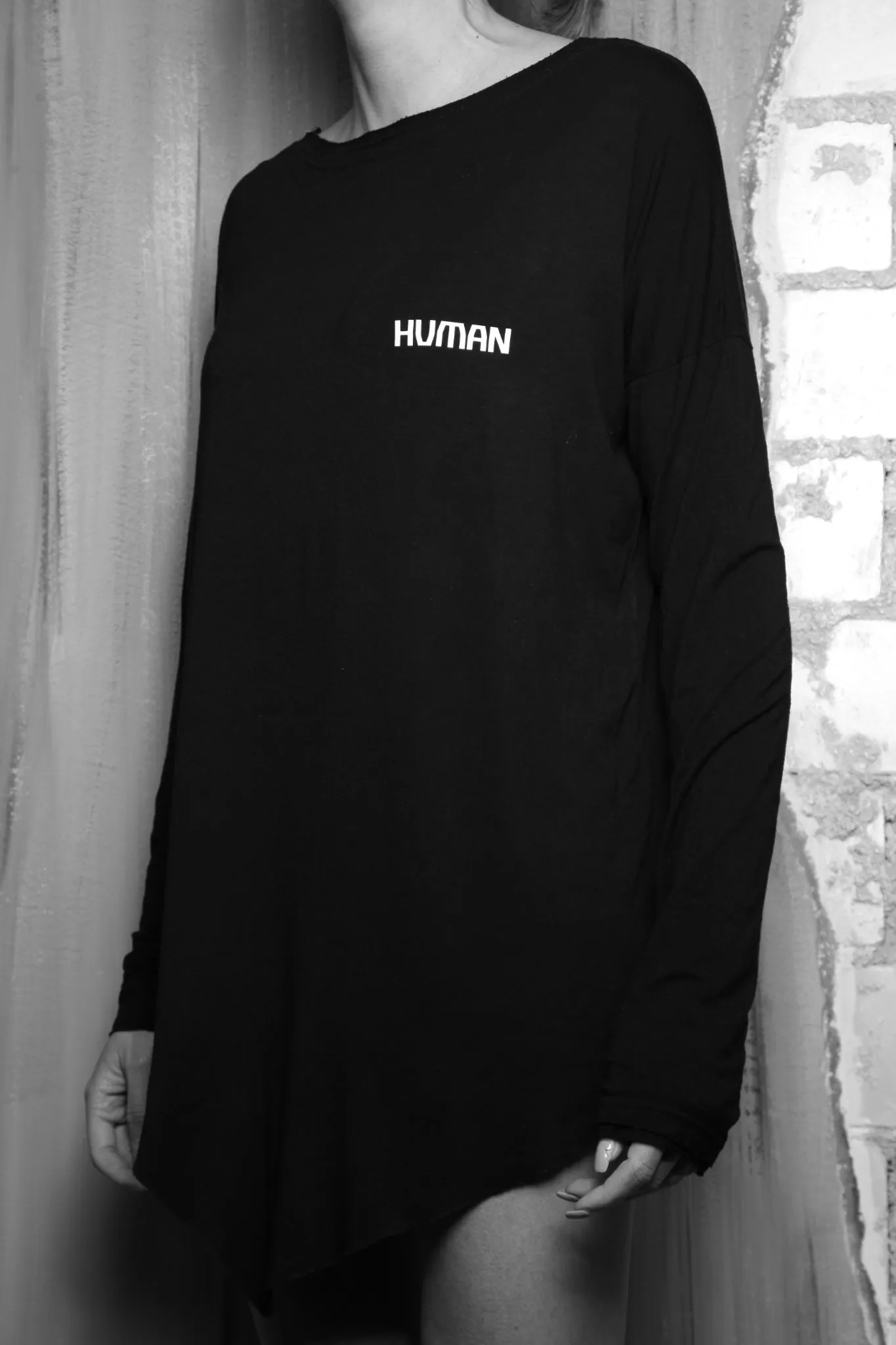 HUMAN Long Sleeve T