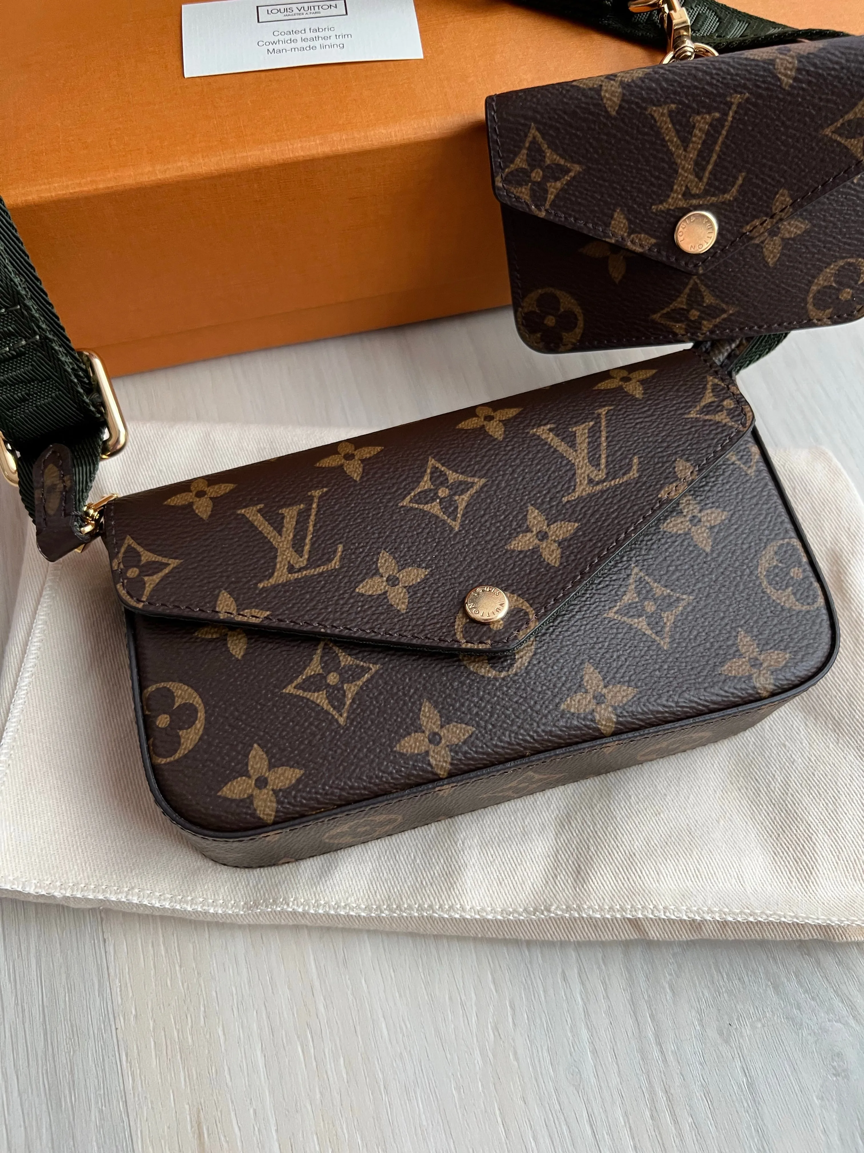 Louis Vuitton Felicie Strap & Go Bag